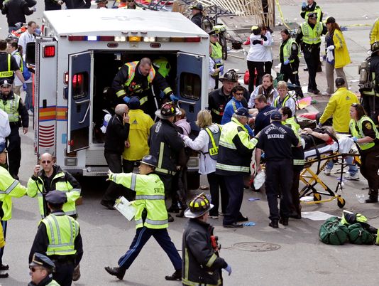 ap-boston-marathon-explosion-4_3_r536_c534