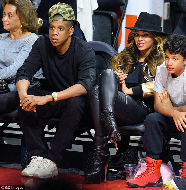 Beyonce_Clippers Game_Header